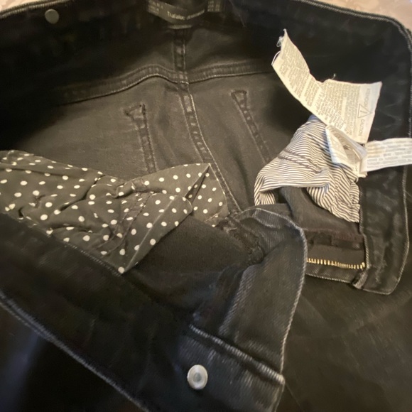 Zara distressed skinny jeans. - Picture 12 of 13